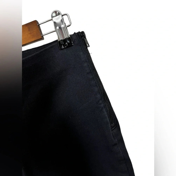 Everlane • The Side-Zip Stretch Cotton Pant - Picture 6 of 10